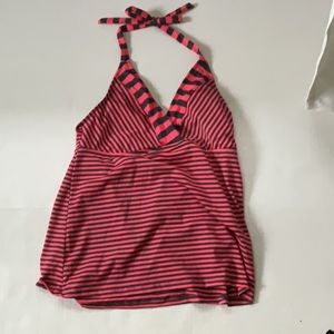 Mossimo swim top size XL never worn